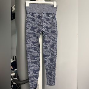 AYBL Athletic Seamless Leggings, Size Medium, Navy Camo
